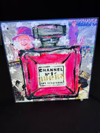 Light Box Channel 50X50 Queen N°1 Art Multiple