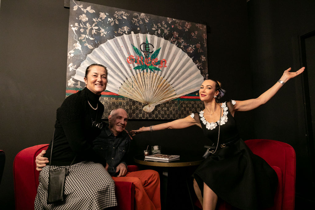 Art Work BE GREEN FAN130X175cm, Art Series Brand Revolution, 2023, unique piece