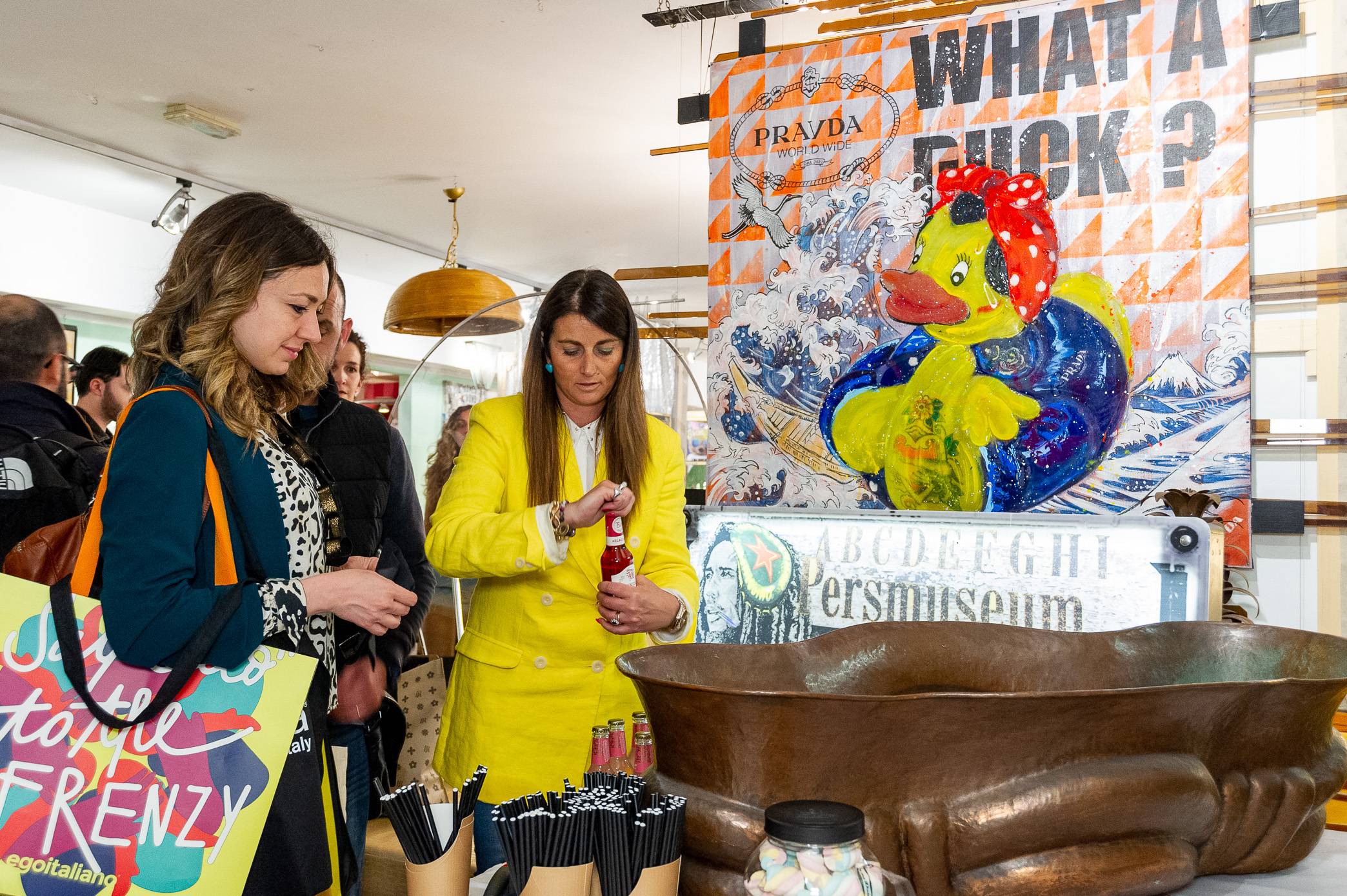 Art Work Duck Revolution 130X130cm, Art Series Brand Revolution, 2023, unique piece