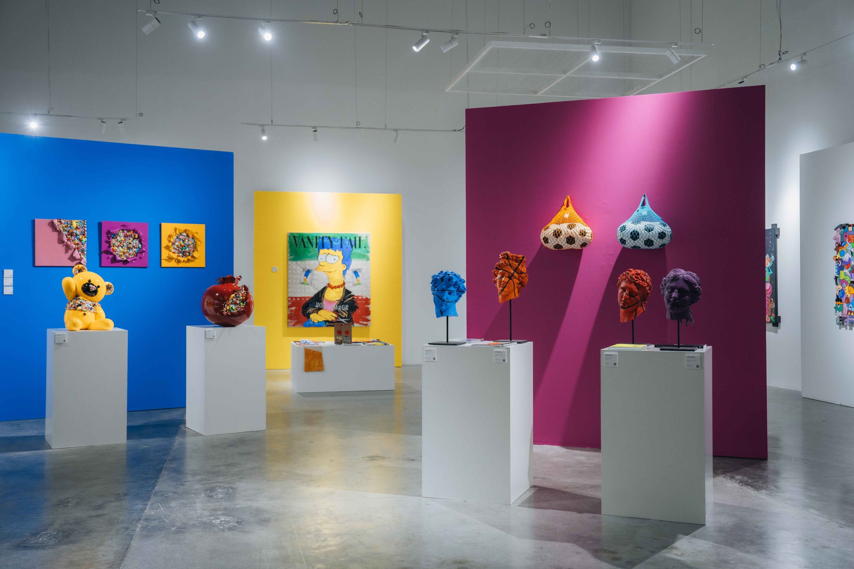 Art Work MONA MARGE, 160X140Cm, Art Series ICONS RECYCLING 2022, unique piece