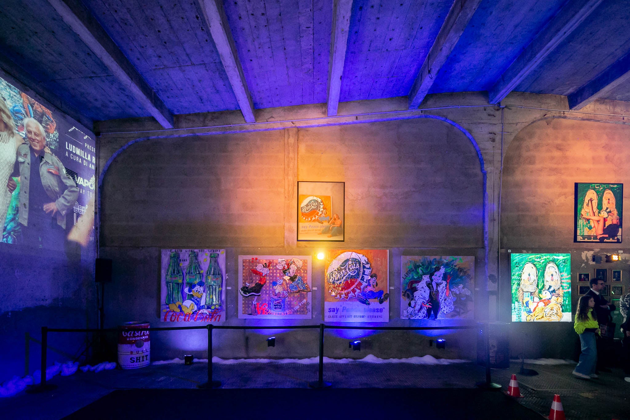 Art Work PEACE PLEASE, 160 X 140cm , Art Series ICONS RECYCLING 2022, unique piece