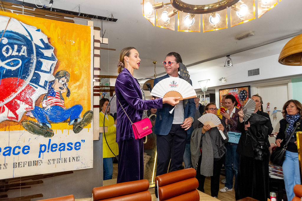 Art Work PEACE PLEASE, 160 X 140cm , Art Series ICONS RECYCLING 2022, unique piece