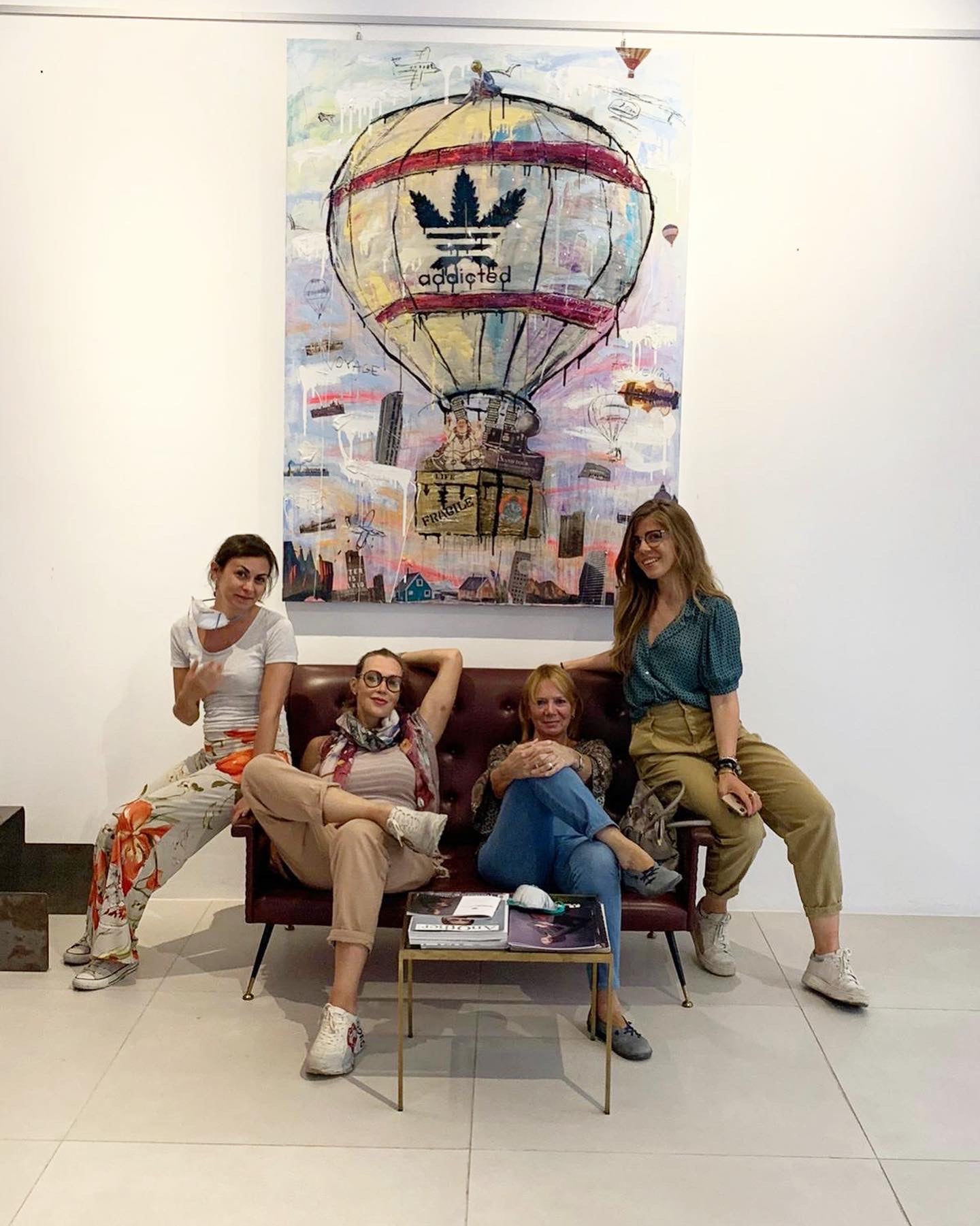 ArtWork ADDICTED TO TRAVEL l 180X130Cm, Art Series Voyage, 2020, Private Collection