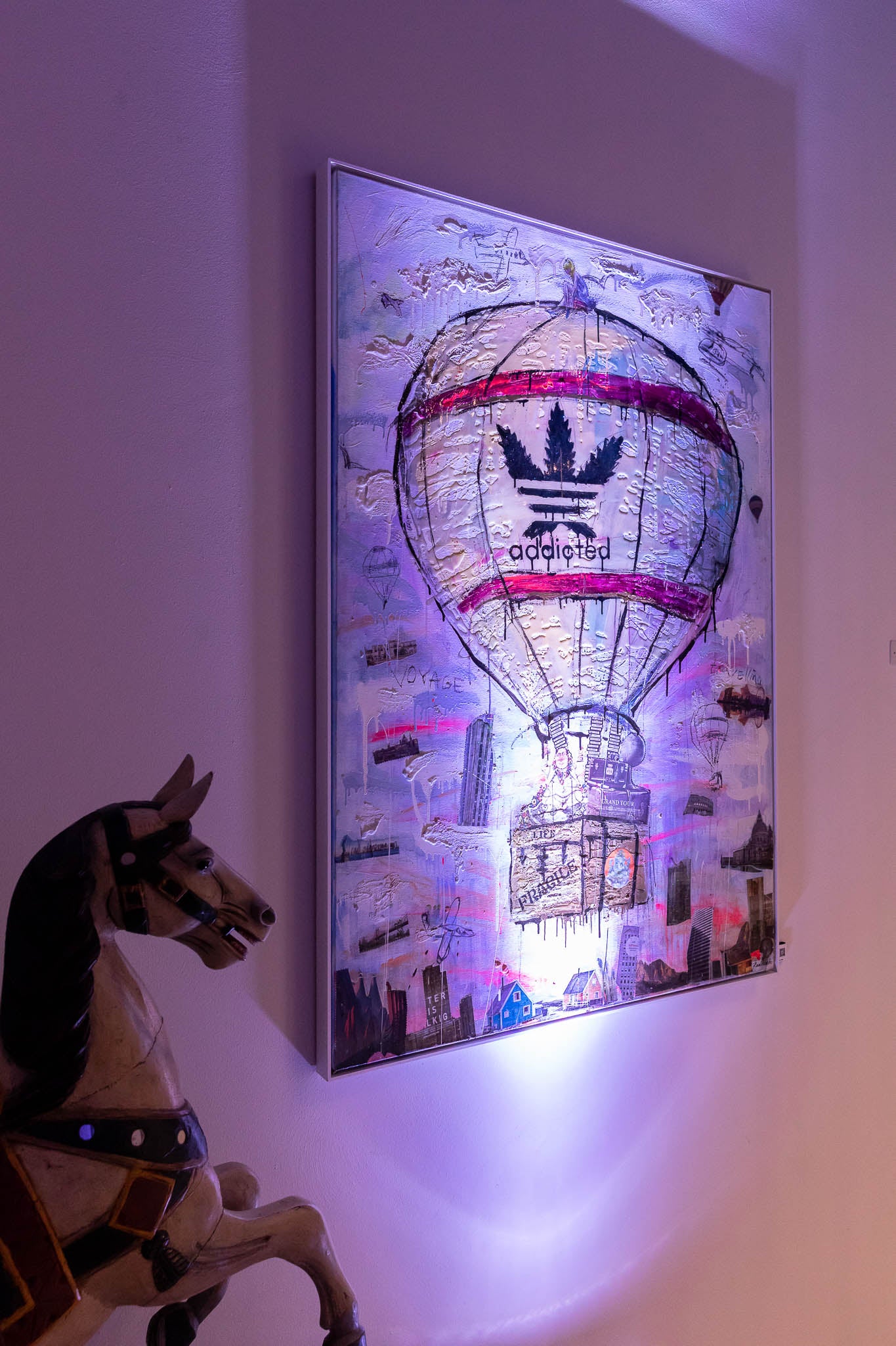 ArtWork ADDICTED TO TRAVEL l 180X130Cm, Art Series Voyage, 2020, Private Collection