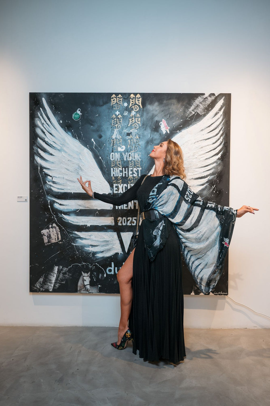 Fullart WHITE Power, The Wings of Power,  FullArt - multiple art print on cashmere&silk  140X140