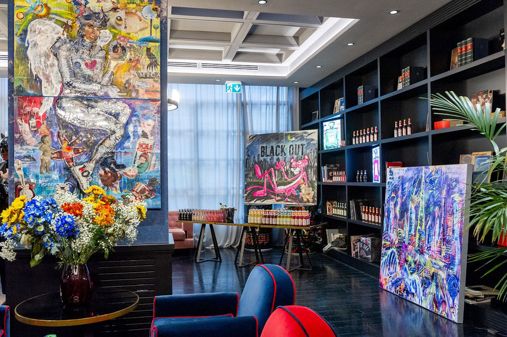 Light Box Dubai Experience  Art Design -2023 150 X 150 X 10Cm, Multiplo Darte